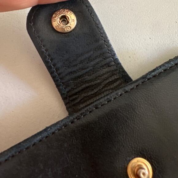 Chanel Leather Logo Wallet Black - Picture 5 of 9